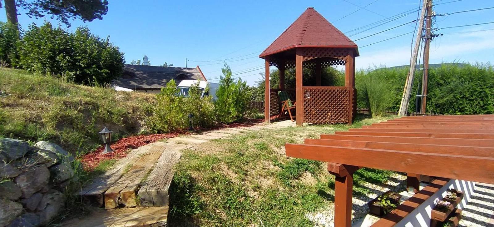 Szigligeti Panorama Apartmanhaz Εξωτερικό φωτογραφία